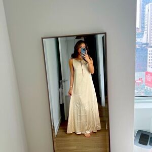 Backless Vacation Satin Long Dress - Apricot / XS